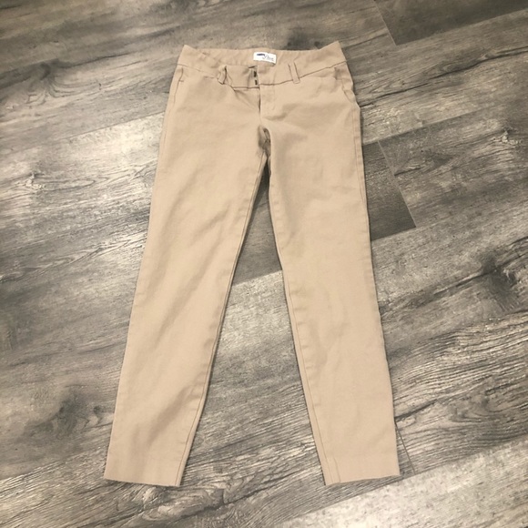 size 0 khaki pants